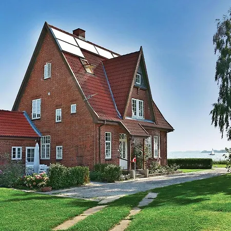 Holiday home Cozy In With Wifi Grasten